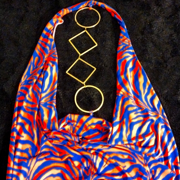 Backless Jeweled Top - Picture 2 of 4